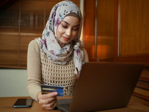 How to switch to a new credit card from the same bank